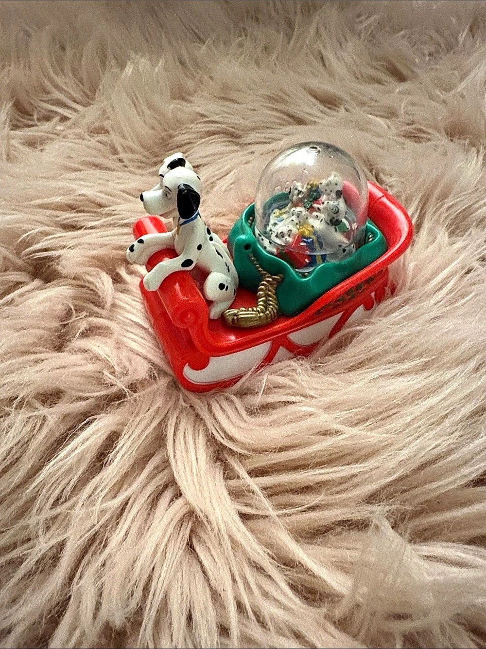 Disney 101 Dalmatians Dog Sledding Snow Dome Red & Green 1996 Ornament